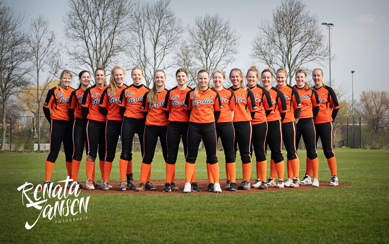 Onze Gezellen DS1 SOFTBALL zaterdag speeldag vrouw Onze Gezellen Honk en Softbal Onze Gezellen DS1 SOFTBALL zaterdag speeldag vrouw Onze Gezellen Honk en Softbal